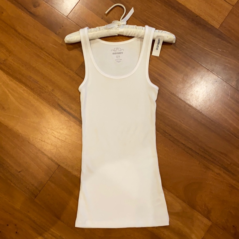 Old Navy ribbed tank top
